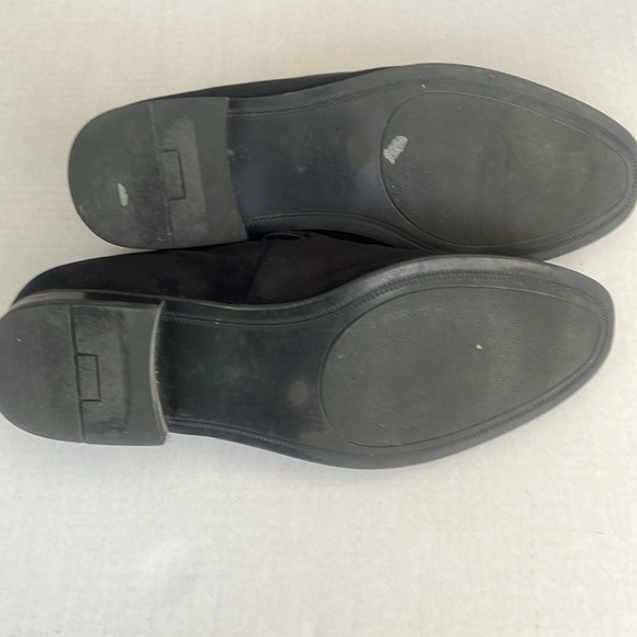 INC Black Velvet SlipOns with Gold Sequined Skull - Picture 8 of 10